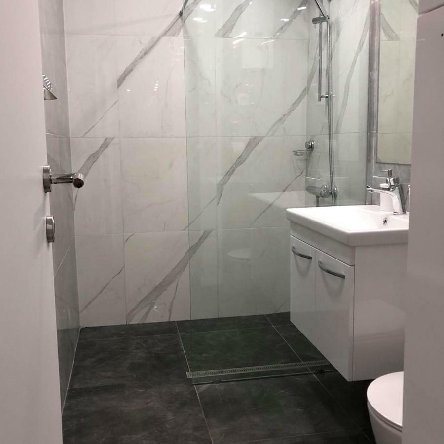City Center Apartment Skopje Luaran gambar