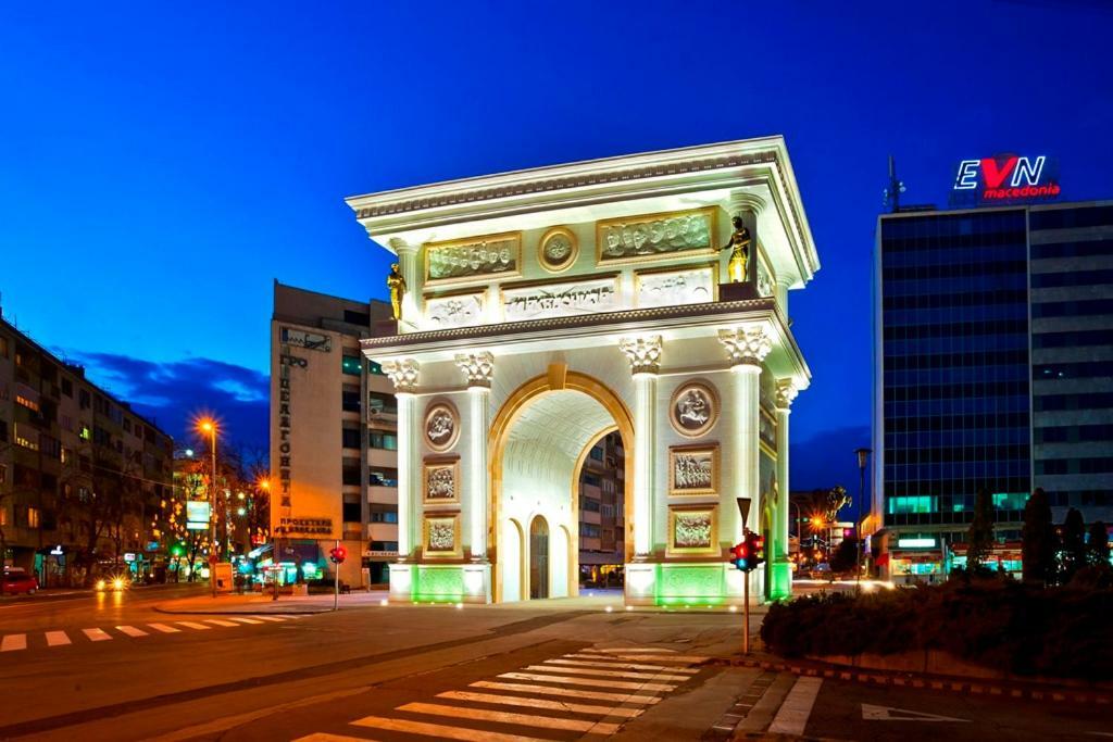 City Center Apartment Skopje Luaran gambar
